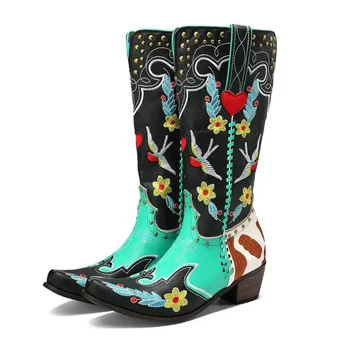 Дамски зимни обувки с бродерия зелено цвете и птица в бохемския етнически стил за широки крака, каубойски ботуши до средата на хайвер в западния стил на дебелите ток до средата на прасците